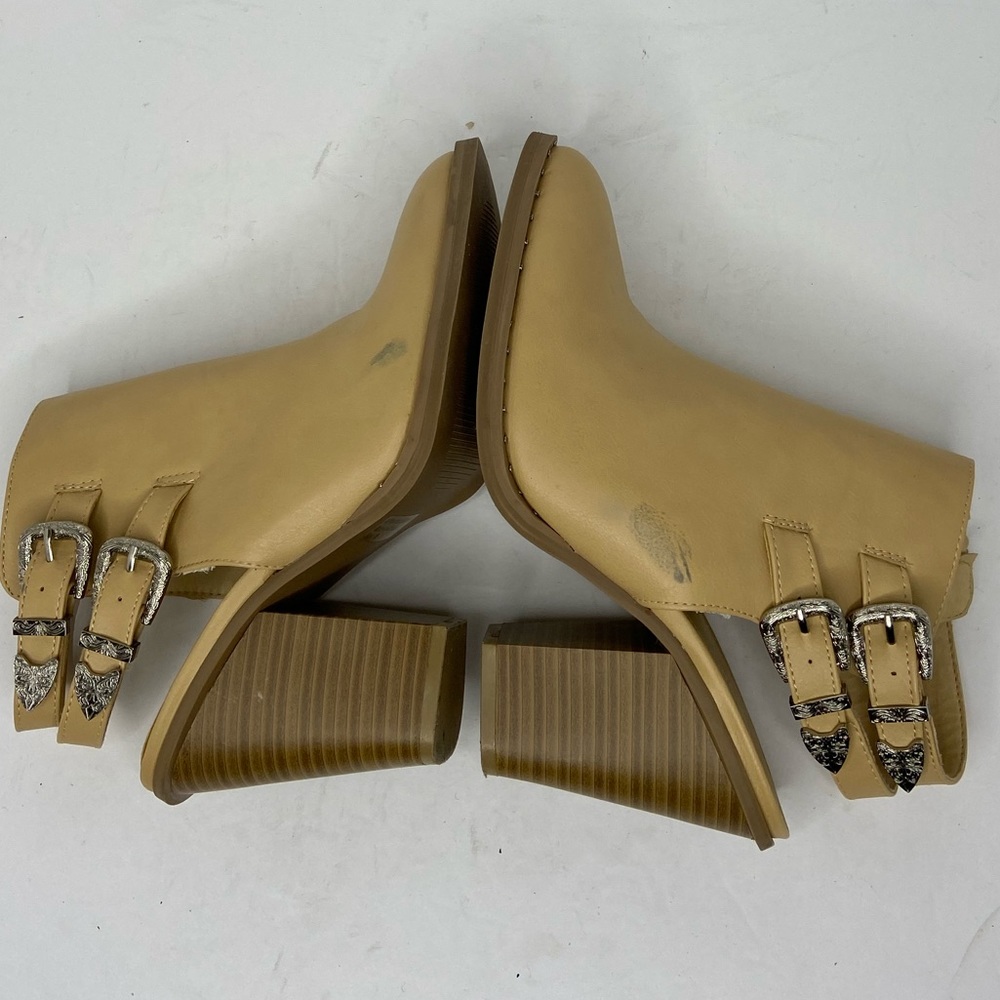Nude heels
